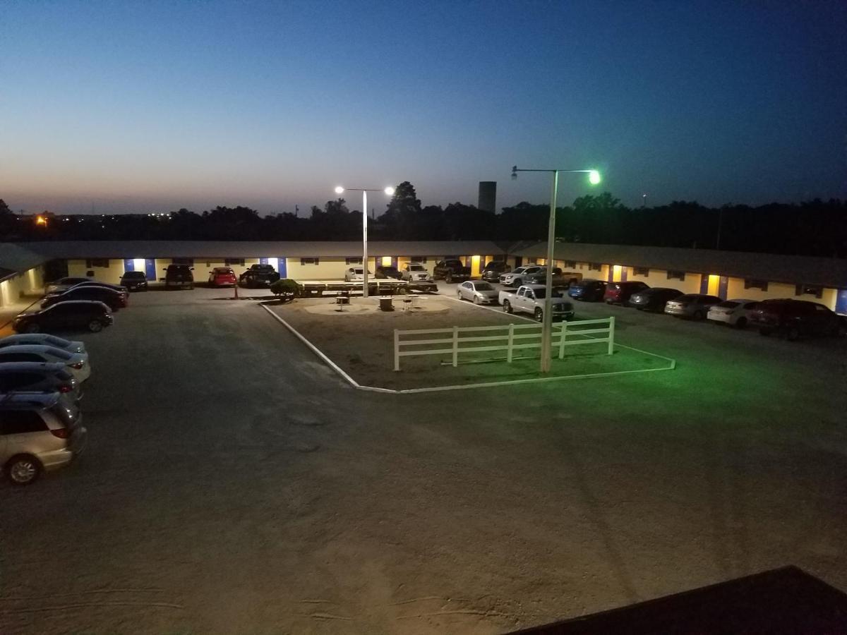 Executive Inn Сиско Экстерьер фото
